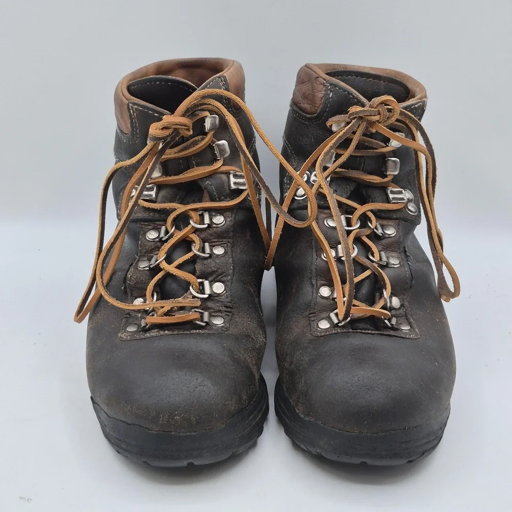 Vintage Vasque 7549 Boots Mens Size 9.5 Brown Leather Hiking Combat Trail Lined‎